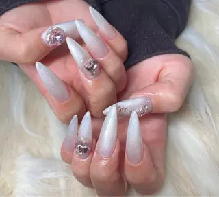 ネイル Nail&eye Belire 新宿のネイルデザイン