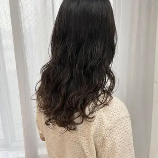 ロング パーマ salowin SHIBUYA me+店所属・kasumi/渋谷/ パーマのヘアスタイル