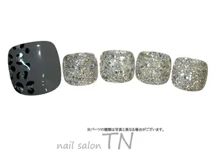 ネイル 中島 実穂のネイルデザイン