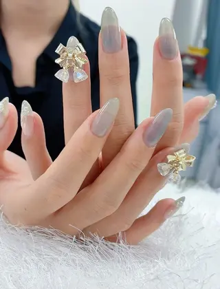 ネイル 佐藤 依娜のネイルデザイン