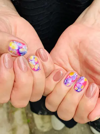 ネイル 大崎 奈々のネイルデザイン