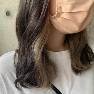 セミロング カラー ヘアアレンジ 横山 千夏のヘアスタイル
