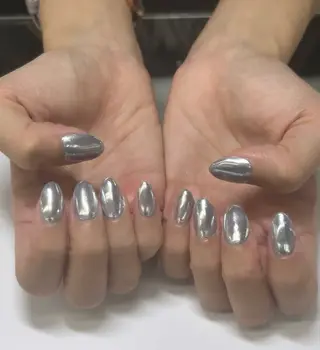 ミディアム MAXKELLY KAORIのネイルデザイン