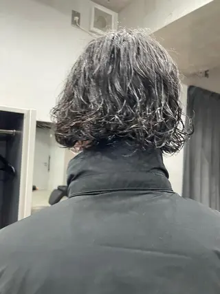 ショート パーマ メンズ 吉田一輝 外国人パーマのヘアスタイル