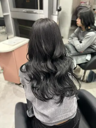 カラー 濱吉 優希のヘアスタイル