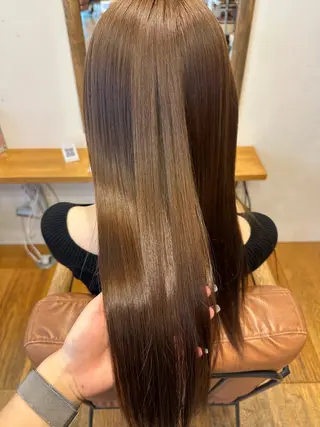 ロング iroha/大阪梅田 /ニュアンスカラーのヘアスタイル