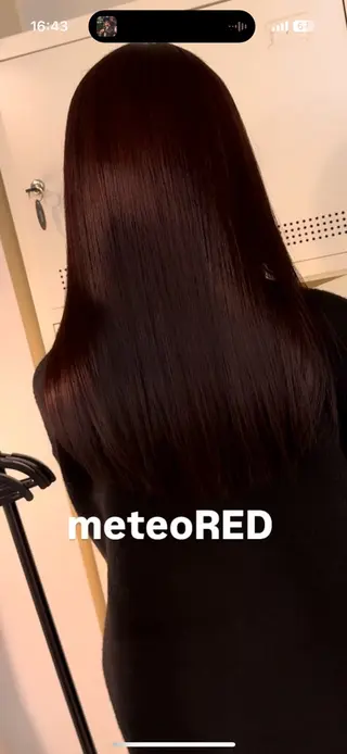 セミロング ⭕鏡のような劇艶× 自然なストレート⭕️のヘアスタイル