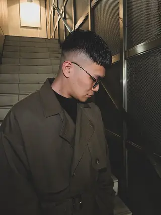 ショート メンズ 豊崎 佑輔のヘアスタイル