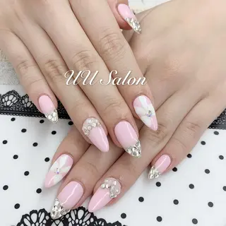 ネイル UU Salon所属・UU ゆきのネイルデザイン