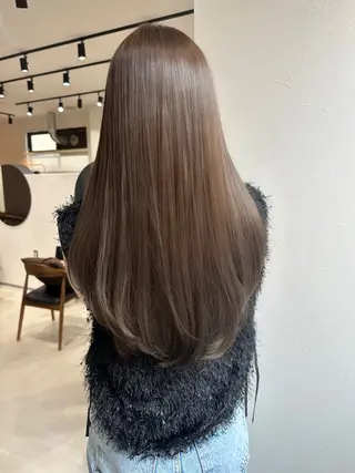 ロング カラー 透明感カラー 🩰asumiのヘアスタイル