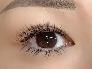 マツエク・マツパ Clatisse Mavie所属・山野井 栞のマツエク・マツパデザイン