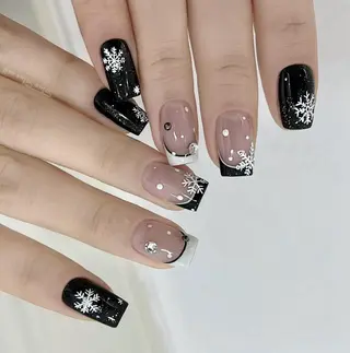 ネイル VIVIAN リサのネイルデザイン