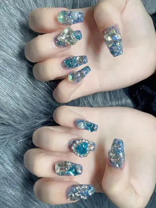 ミディアム ネイル 《LB》ラブリエ Nail&eyeのマツエク・マツパデザイン