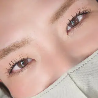 マツエク・マツパ Refoile所属・11/4open👏 Refoile🎉のマツエク・マツパデザイン