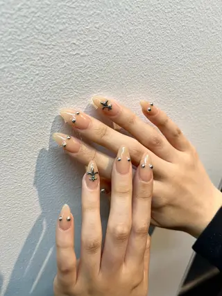 ネイル 🪷福本 亜実　/大阪心斎橋のネイルデザイン