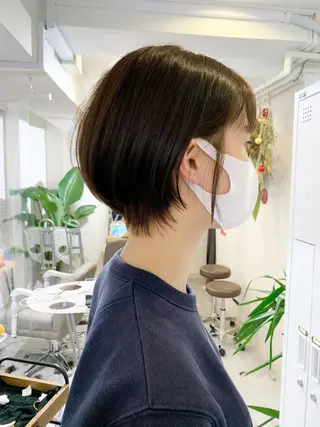 ショート レイヤー×縮毛矯正 深見 拓のヘアスタイル