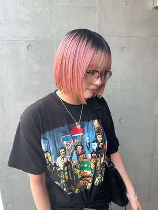 ショート カラー ミルクティーベージュ ブリーチ　店長　清水のヘアスタイル