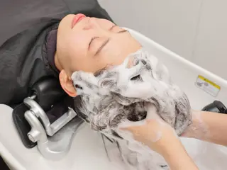 ミディアム スパニスト 福井のヘアスタイル