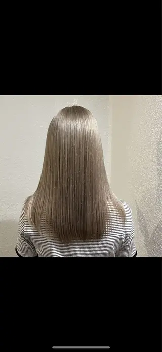 カラー 西村 遼馬のヘアスタイル