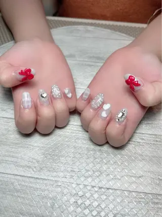 ネイル シェヌネイル JURAのネイルデザイン