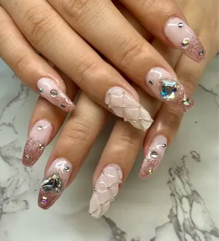 ネイル M.N_ nailのネイルデザイン