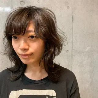 ミディアム パーマ Aust hair Stella新宿所属・Yuki☺︎パーマ レイヤーカットのヘアスタイル