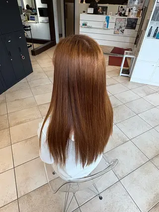 カラー うる艶&縮毛矯正 ⟡.·小林理菜⟡.·のヘアスタイル