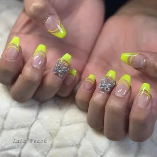 ネイル LaLa Peach 福岡のマツエク・マツパデザイン