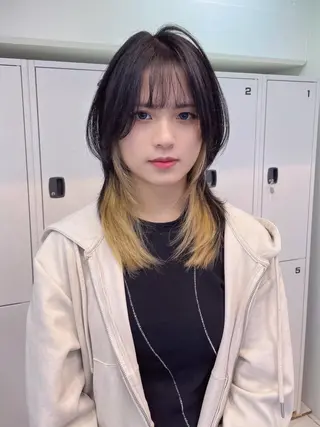 ミディアム カラー yu-kaハッシュ カット/韓国レイヤーのヘアスタイル