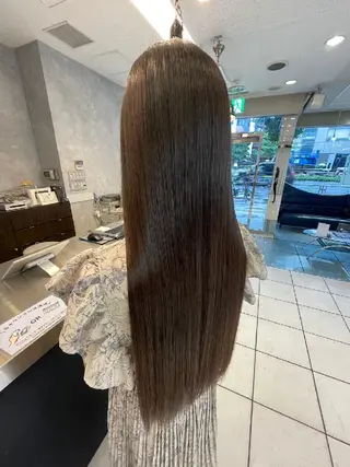 ロング カラー 🎶透明感カラー🎶 吉田舞和夏のヘアスタイル