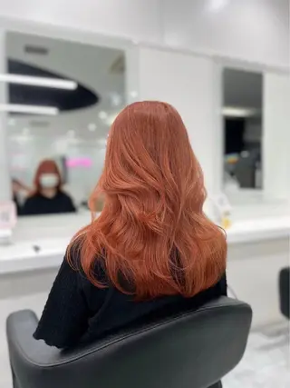 ロング カラー 🩷暖色カラー🩷 BONのヘアスタイル