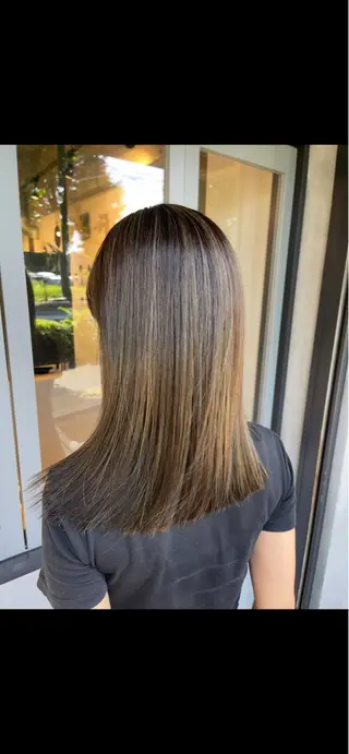 セミロング カラー hana/💗 moriguchiのヘアスタイル