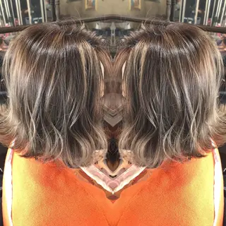 ミディアム カラー 吉本 yoshimotoのヘアスタイル