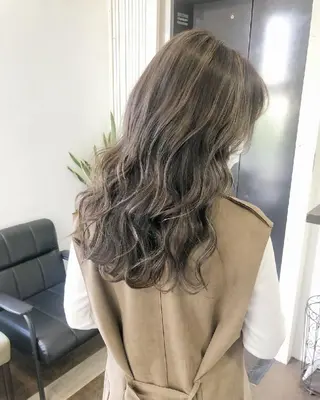 セミロング ヘアアレンジ カラー GiseL 博多 ジゼル　博多のヘアスタイル