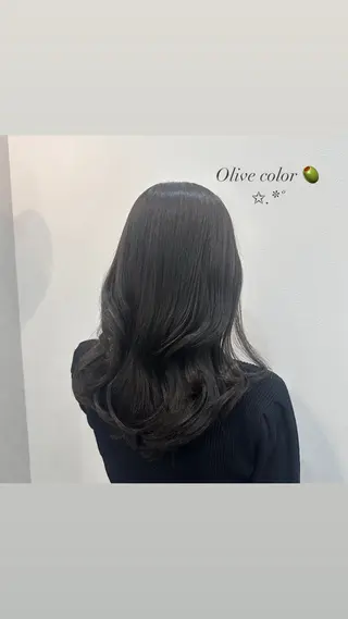 ミディアム カラー Agu academy YAMAGATA所属・松浦 そよかのヘアスタイル