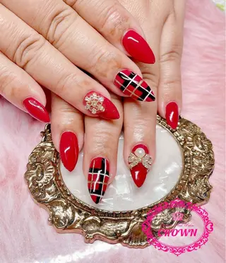 ネイル CROWN プライベートサロンのネイルデザイン