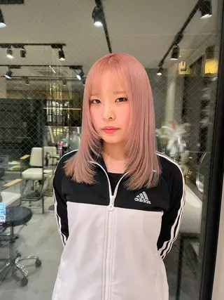 セミロング GO TODAY SHAiRE SALON 原宿本店所属・REINA/ブリーチ /ハイトーン/原宿のヘアスタイル