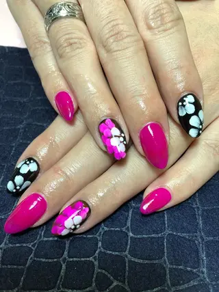 ネイル ネイルサロン Sweetのネイルデザイン