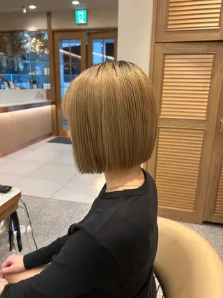 ミディアム 小山 遥得のヘアスタイル