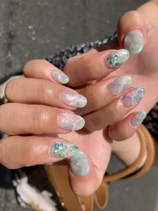 ミディアム ネイル ✴︎ Delightのネイルデザイン