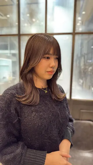 セミロング レイヤーカット /momocaのヘアスタイル