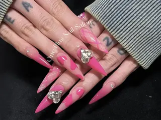 ネイル One Plus Nail Salonのネイルデザイン