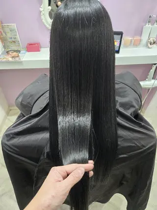 ロング ナカシマ  アユミのヘアスタイル