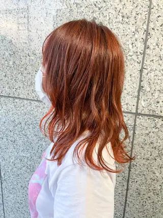 セミロング ハイトーン/ベージュ 指名No.1荒木涼太のヘアスタイル