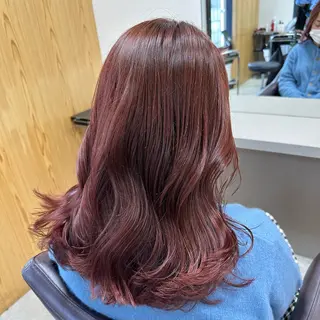 セミロング カラー ヘアアレンジ soöze所属・sena/博多/ コテ巻き風パーマのヘアスタイル