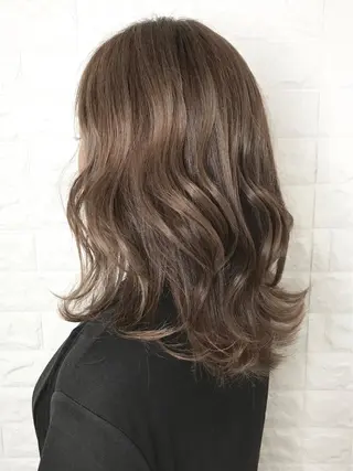 セミロング カラー エイジングケア特化 美容師✂️山崎竜二のヘアスタイル