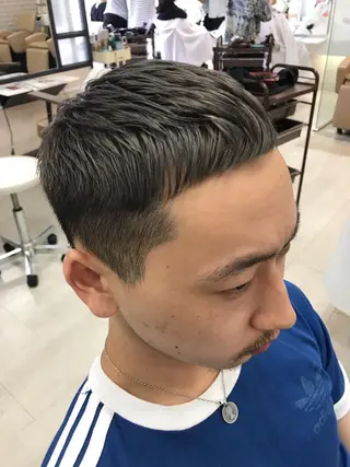 カラー 中野 健人のヘアスタイル