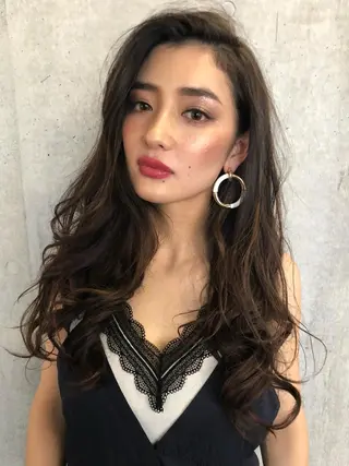 ロング salowin 原宿 aroa所属・韓国／ハッシュカット ／透明感カラー／金野のヘアスタイル