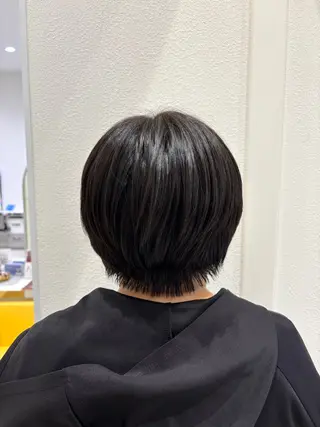 ショート カラー 🩶米澤 美月🩶のヘアスタイル