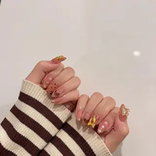 ネイル 黒葛原 めぐみのネイルデザイン